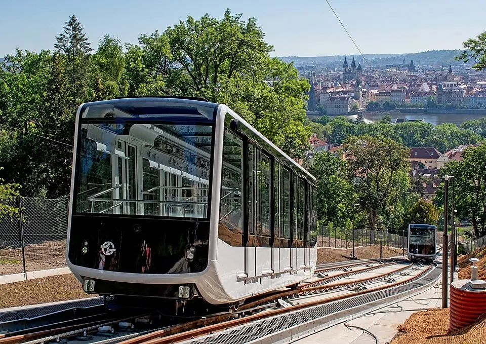 Petřín Funicular, Prague