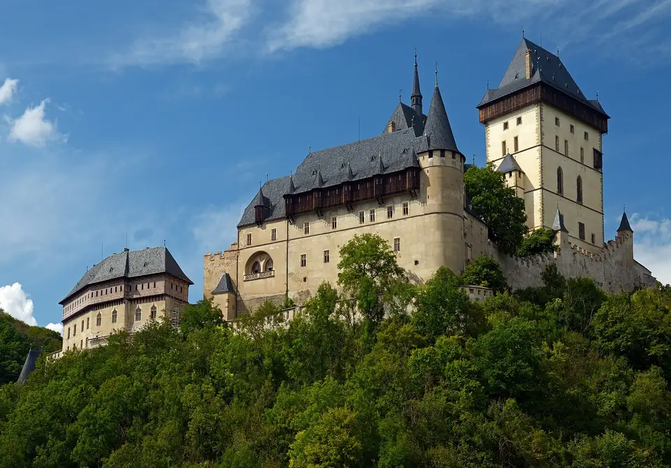 Hrad Karlštejn, Praha