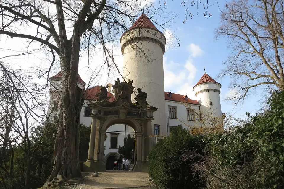 Zámek Konopiště (Benešov), Praha